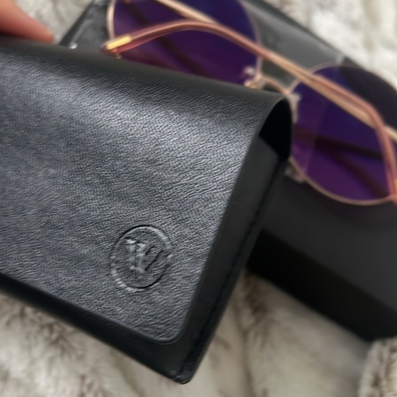 Wildfox Starlight Sunglasses in rose gold NIB - Picture 5 of 5